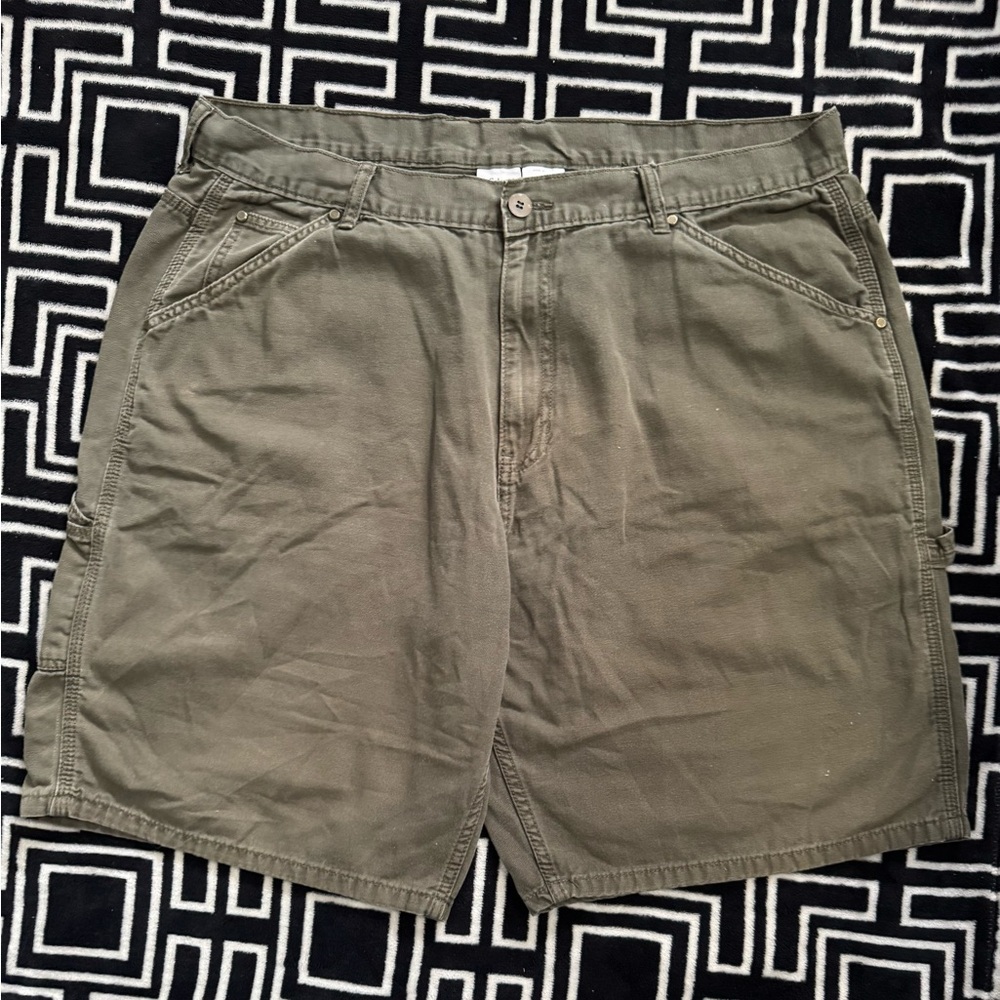 Columbia Men's Dark Green Cargo Shorts